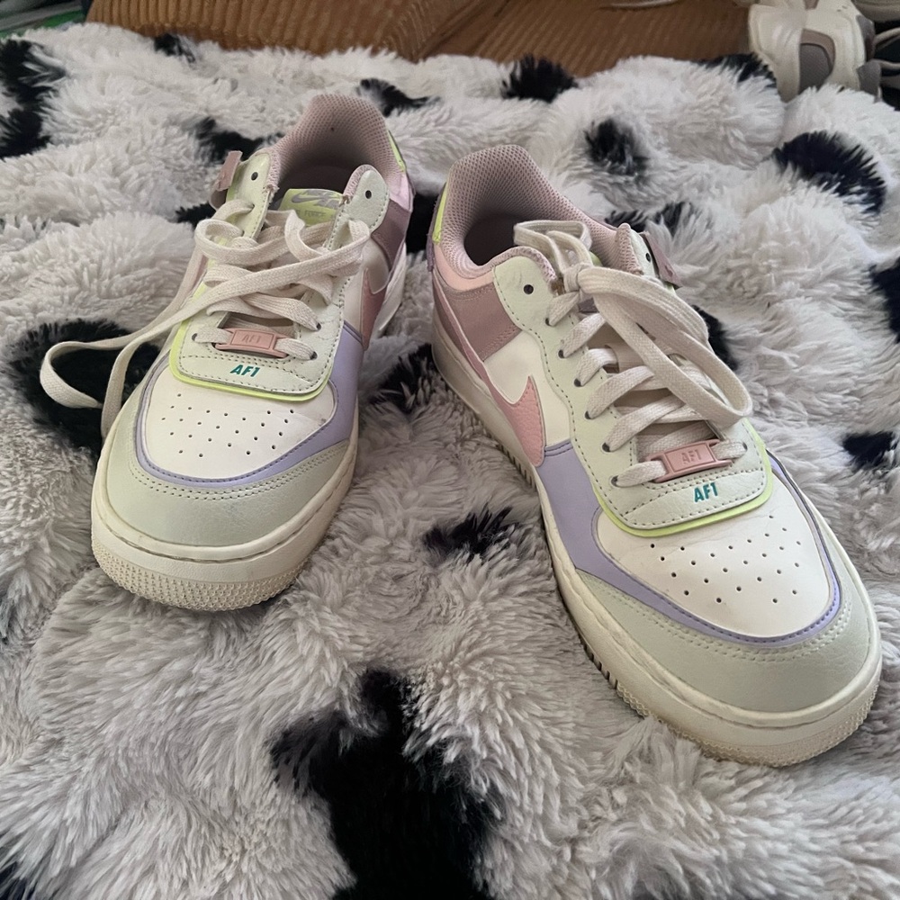 Nike Air Force 1 Shadow Cashmere, Pale Coral & Pure Violet Size 9
